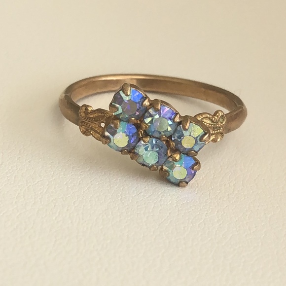 Vintage Jewelry - Antique ring